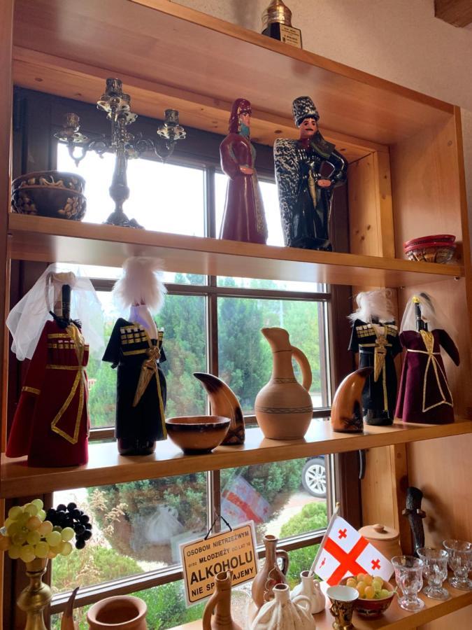 Hotel Tyrol I Restauracja Zycie Gruzji Osielsko Eksteriør bilde