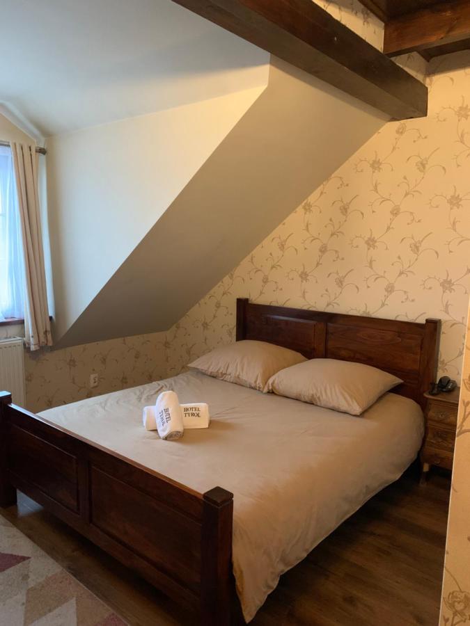Hotel Tyrol I Restauracja Zycie Gruzji Osielsko Eksteriør bilde