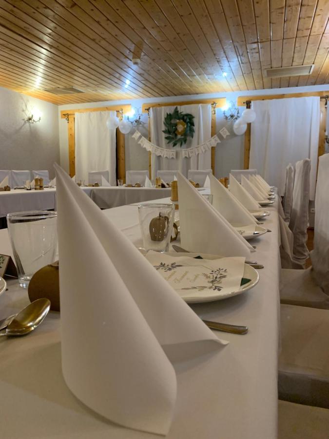 Hotel Tyrol I Restauracja Zycie Gruzji Osielsko Eksteriør bilde