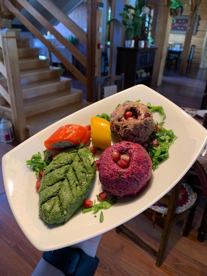 Hotel Tyrol I Restauracja Zycie Gruzji Osielsko Eksteriør bilde