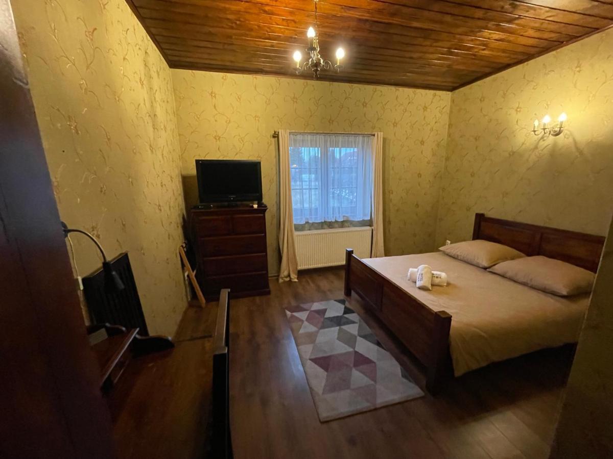 Hotel Tyrol I Restauracja Zycie Gruzji Osielsko Eksteriør bilde